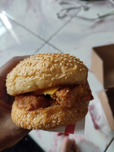 Meukisi, Kota Jayapura, Papua 22765