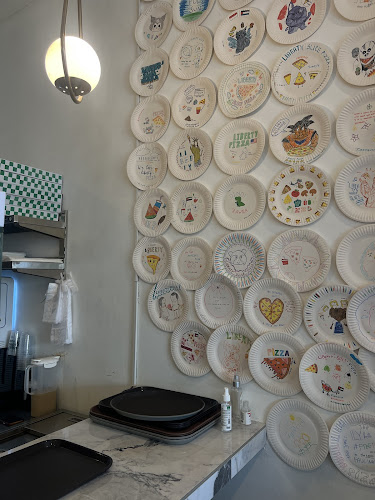 Comentarii opinii despre Liberty Slice Pizza