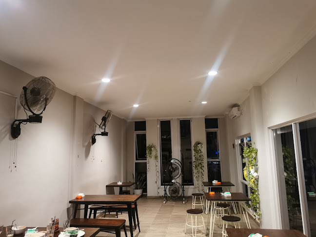 Comentarii opinii despre MULA Coffee and Eatery