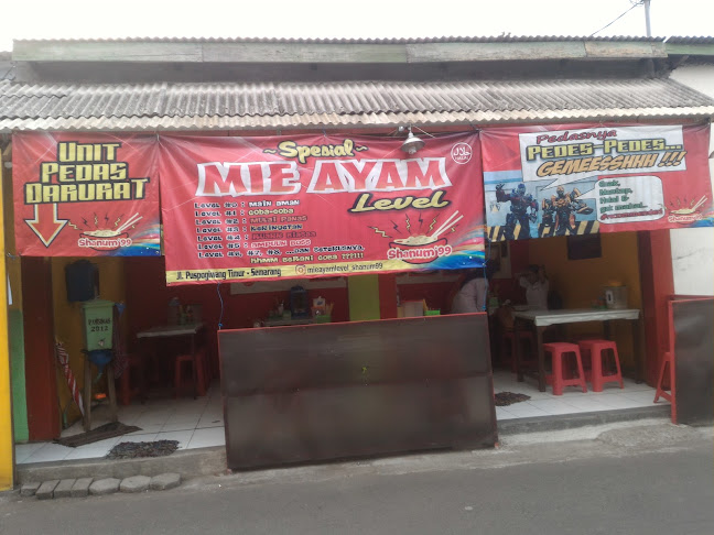 Opinii despre Mie Ayam Level - Shanum'99 Puspogiwang în Kota Semarang - Gastronomi dan perhotelan