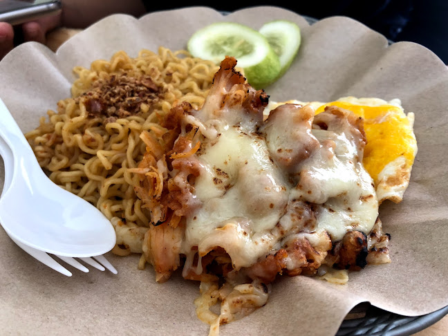 Derawit - Gastronomi dan perhotelan