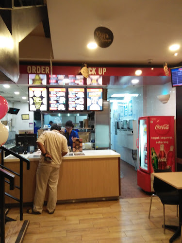 Domino's Pizza - Kota Depok