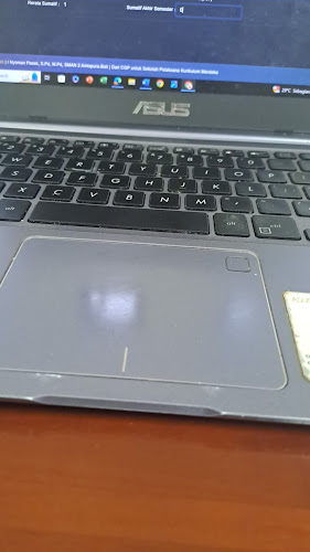 Opinii despre Niniqmo în Kota Tomohon - Gastronomi dan perhotelan