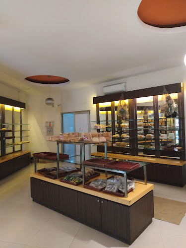 2JCH+6QW, Jl. Jenderal Basuki Rahmat, Kauman, Kec. Klojen, Kota Malang, Jawa Timur 65119