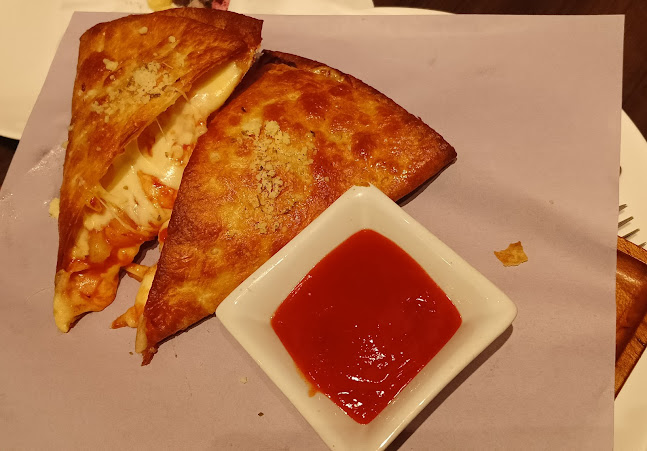 Pizza Hut Ristorante - Kota Tangerang Selatan