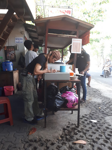 Jl. Cisitu Lama, Dago, Kecamatan Coblong, Kota Bandung, Jawa Barat 40135