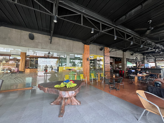 G3V6+38P, Jl. Prof. Dr. H.B. Jassin, Limba U I, Kota Sel., Kota Gorontalo, Gorontalo 96135