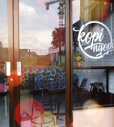 Kopi Ngopi "Cafe, Business And Relax" - Kota Makassar