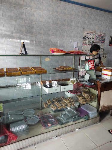 Jl. Jenderal Sudirman No.18, RT.07/RW.03, Roban, Kec. Singkawang Tengah, Kota Singkawang, Kalimantan Barat 79112