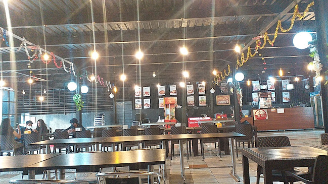 X2 Family Karaoke and Resto - Gastronomi dan perhotelan