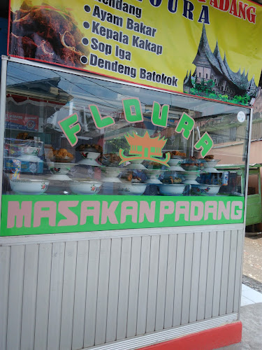 Opinii despre Rumah Makan Floura în Kota Depok - Gastronomi dan perhotelan