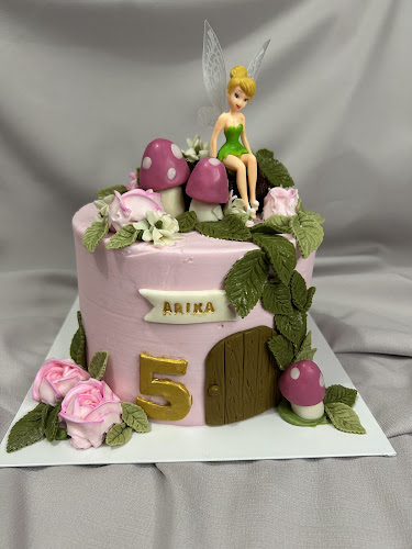 Deeje taste of home Cake and dessert - Gastronomi dan perhotelan