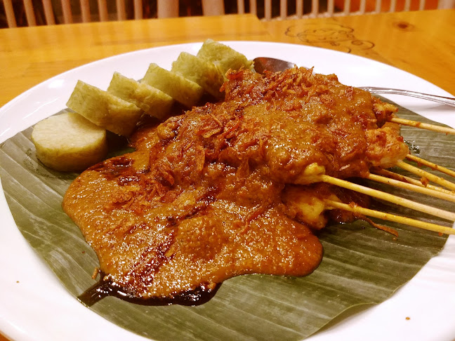 Jalan Jenderal Sudirman.321 Sumahilang, Cinta Raja, Kec. Sail, Kota Pekanbaru, Riau 28131