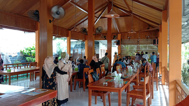 LAIS RESTO - Gastronomi dan perhotelan