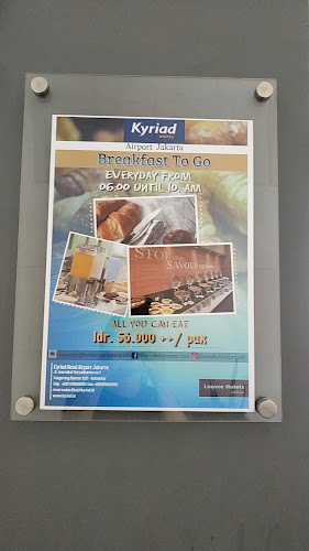 Opinii despre Serai Resto & Pool Bar în Kota Tangerang - Gastronomi dan perhotelan