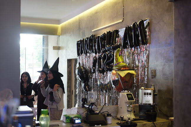 Akara Coffee & Space - Gastronomi dan perhotelan