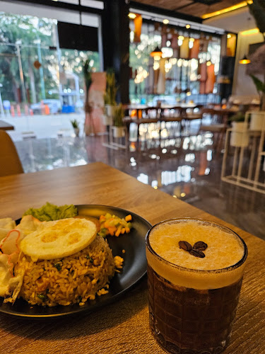 Loteng Cafe Modernland - Kota Tangerang