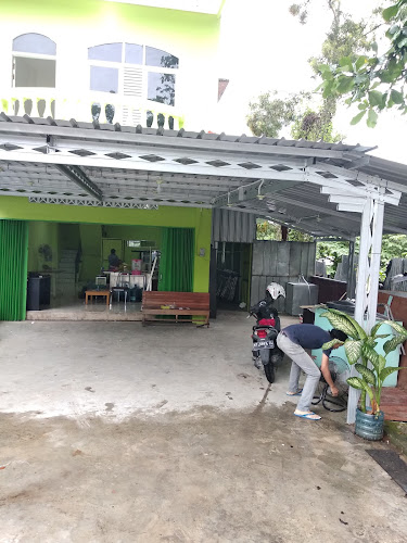 Comentarii opinii despre Wr. Ayam Kremes Endang Joko cabang MT Haryono