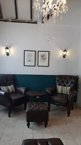 Opinii despre Sambang Cafe & Eatery în Surabaya - Gastronomi dan perhotelan