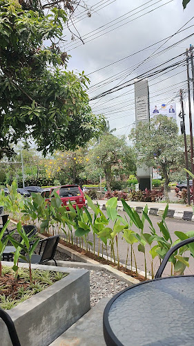 RINDANG COFFEE AND EATERY - Kota Palembang