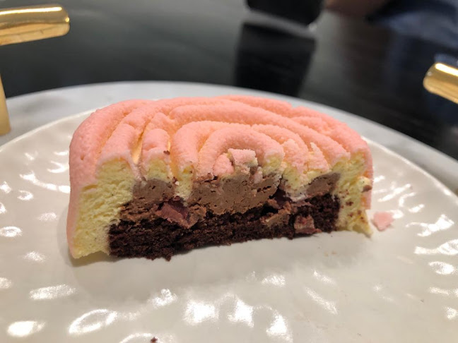 No Jl. Imam Bonjol No.21, DR. Soetomo, Tegalsari, Surabaya, East Java 60264