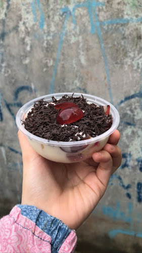 SALAD BUAH UMMU HAURA - Gastronomi dan perhotelan