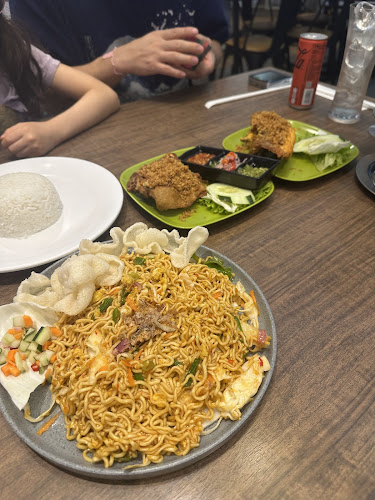 Daun Pisang Resto Grand Batam Mall - Gastronomi dan perhotelan