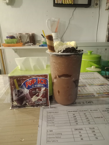 Opinii despre Odang's Cafe în Kabupaten Tangerang - Gastronomi dan perhotelan