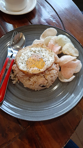 Jl. Seruni No.7, Kauman, Kec. Sidorejo, Kota Salatiga, Jawa Tengah 50714