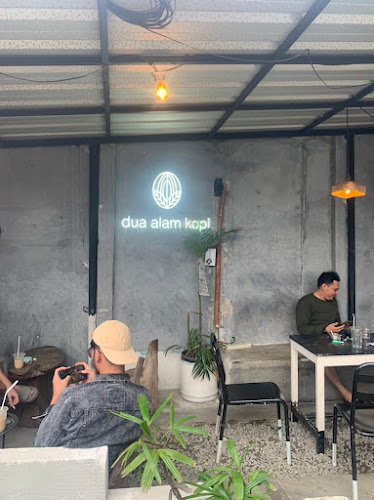 Jl. Sumatera No.61, Jombang, Kec. Ciputat, Kota Tangerang Selatan, Banten 15414