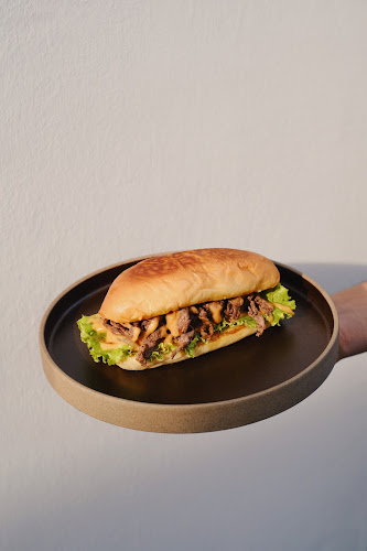 Treat Coffee & Beans - Gastronomi dan perhotelan