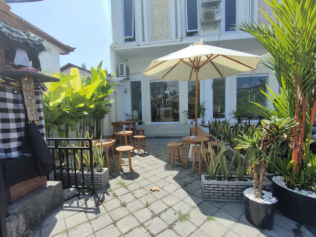 Jl. Jaya Giri Utama Ruko Kapling No.A6, Dangin Puri Klod, Denpasar Selatan, Kota Denpasar, Bali 80221