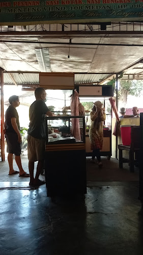 Comentarii opinii despre Rumah Makan Putra Buana