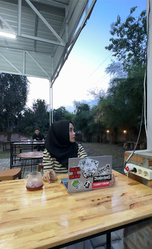 Opinii despre TAMAN KUPI în Kota Medan - Gastronomi dan perhotelan