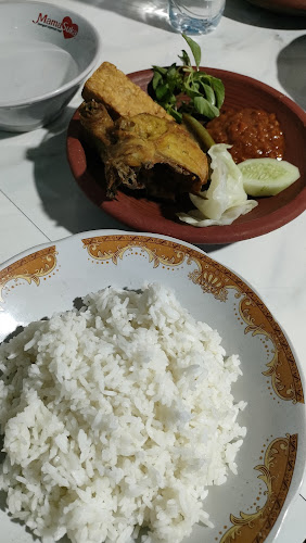 Warung Pecel Lele Lamongan "Barokah"
