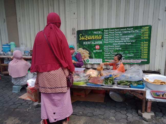 Opinii despre Pecel Suzanna Kertajaya în Surabaya - Gastronomi dan perhotelan