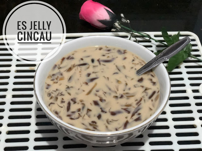 Comentarii opinii despre Rumah Biru (Food & Beverage)