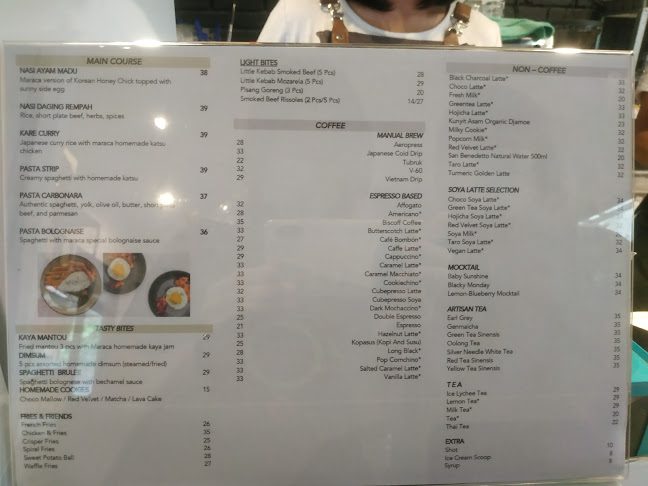 Comentarii opinii despre Maraca Books And Coffee