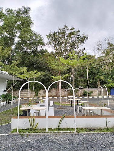 Esteh Ahmad Yani Banjarbaru - Kota Banjar Baru