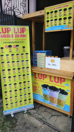 Opinii despre Lup Lup Bubble Drink în Kota Depok - Gastronomi dan perhotelan