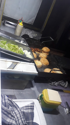 Comentarii opinii despre Burger Mecdy's Burger enak Jaman dulu kekinian