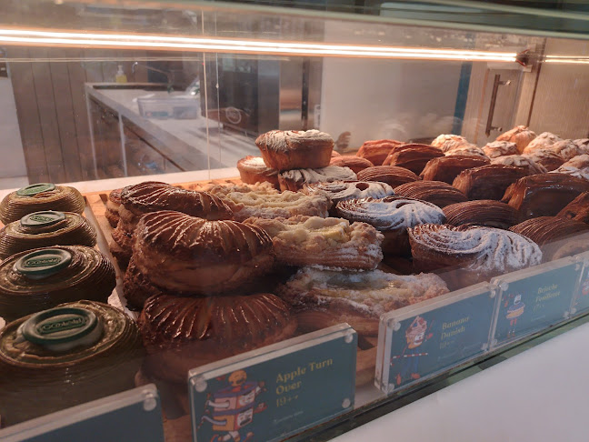 Goolali Gelato Bar & Patisserie - Kota Semarang