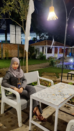 Halte Gelora Sriwijaya A, Jl. Gubernur H. A Bastari, 15 Ulu, Kecamatan Seberang Ulu I, Kota Palembang, Sumatera Selatan 30257