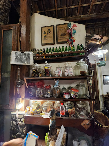 Jl. Srigading I No.20, Mangkubumen, Kec. Banjarsari, Kota Surakarta, Jawa Tengah 57139