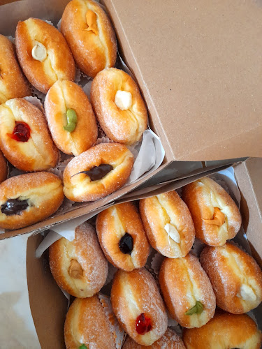 Precious Peach Bomboloni - Kota Palembang