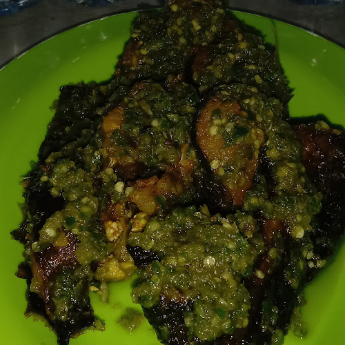 Rumah Makan Awang Sungai - Gastronomi dan perhotelan