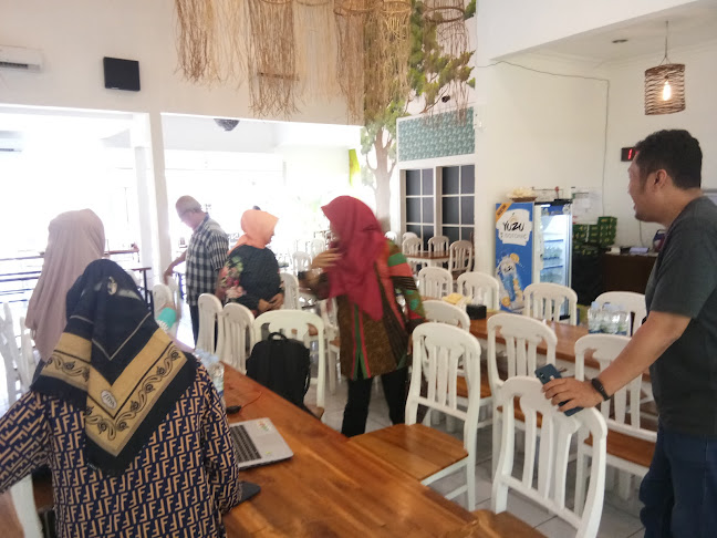 Comentarii opinii despre Lokarasa Makassar