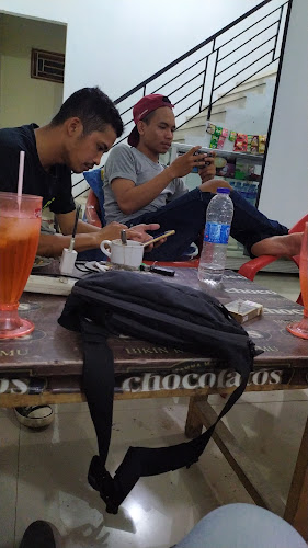 Comentarii opinii despre Warung Kopi Midnight