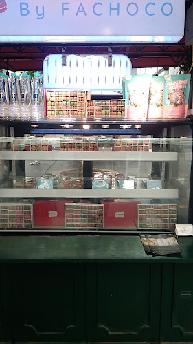 Paris Van Java, Cipedes, Kec. Sukajadi, Kota Bandung, Jawa Barat 40162