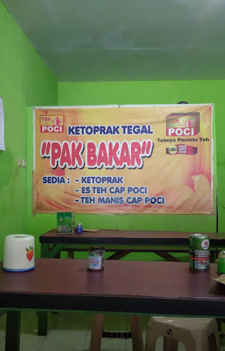 44MC+97Q, Kraton, Kec. Tegal Bar., Kota Tegal, Jawa Tengah 52112